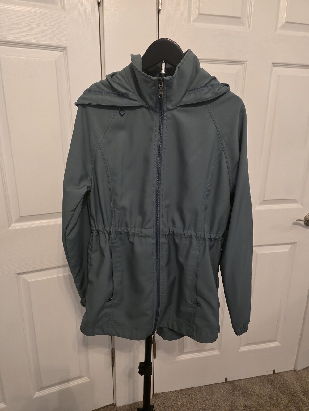 Hooded Zip Rain Jacket